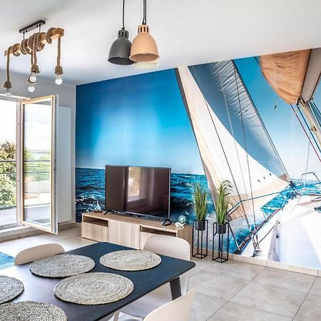 Yacht Apartments Wilkasy Exterior foto
